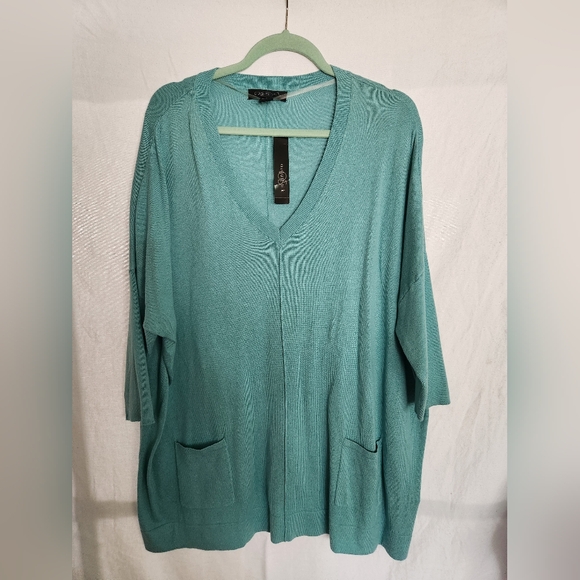 V Neck Sweater - Picture 1 of 5